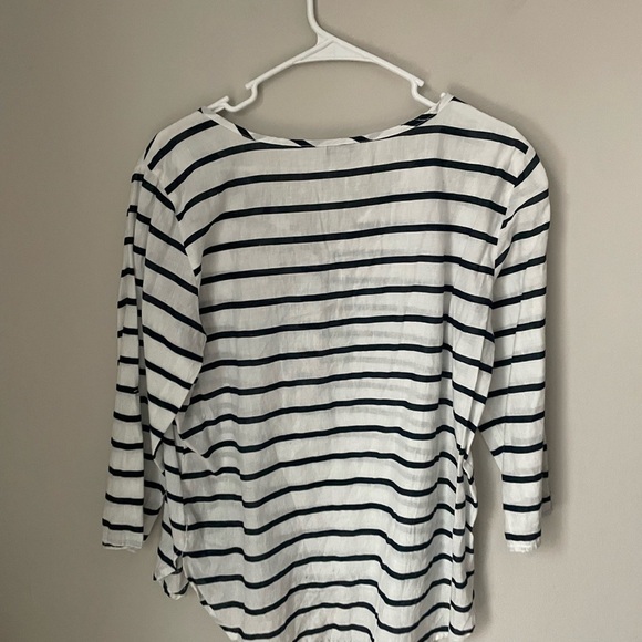 Hester & Orchard Blue and White Button Down Linen Blend Top - Picture 7 of 8